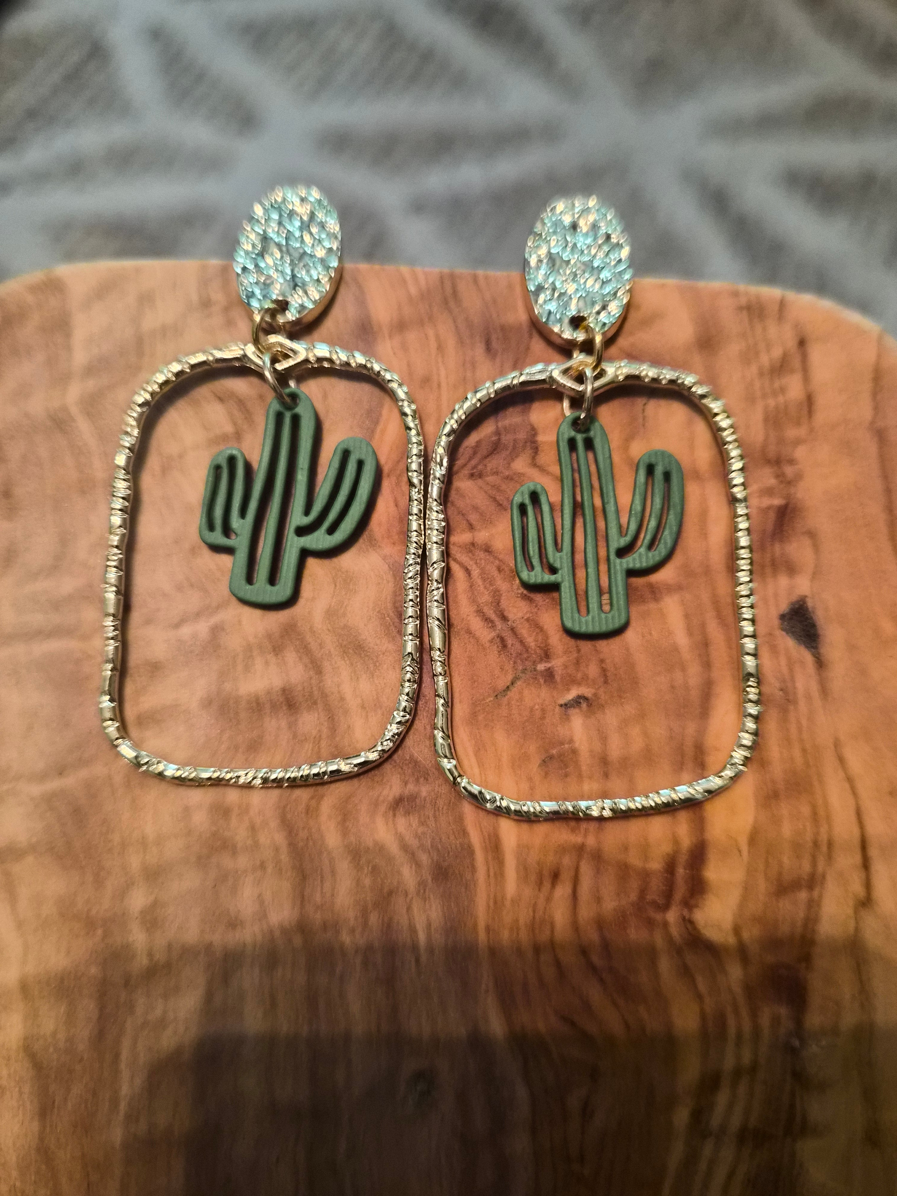 Green cactus 🌵