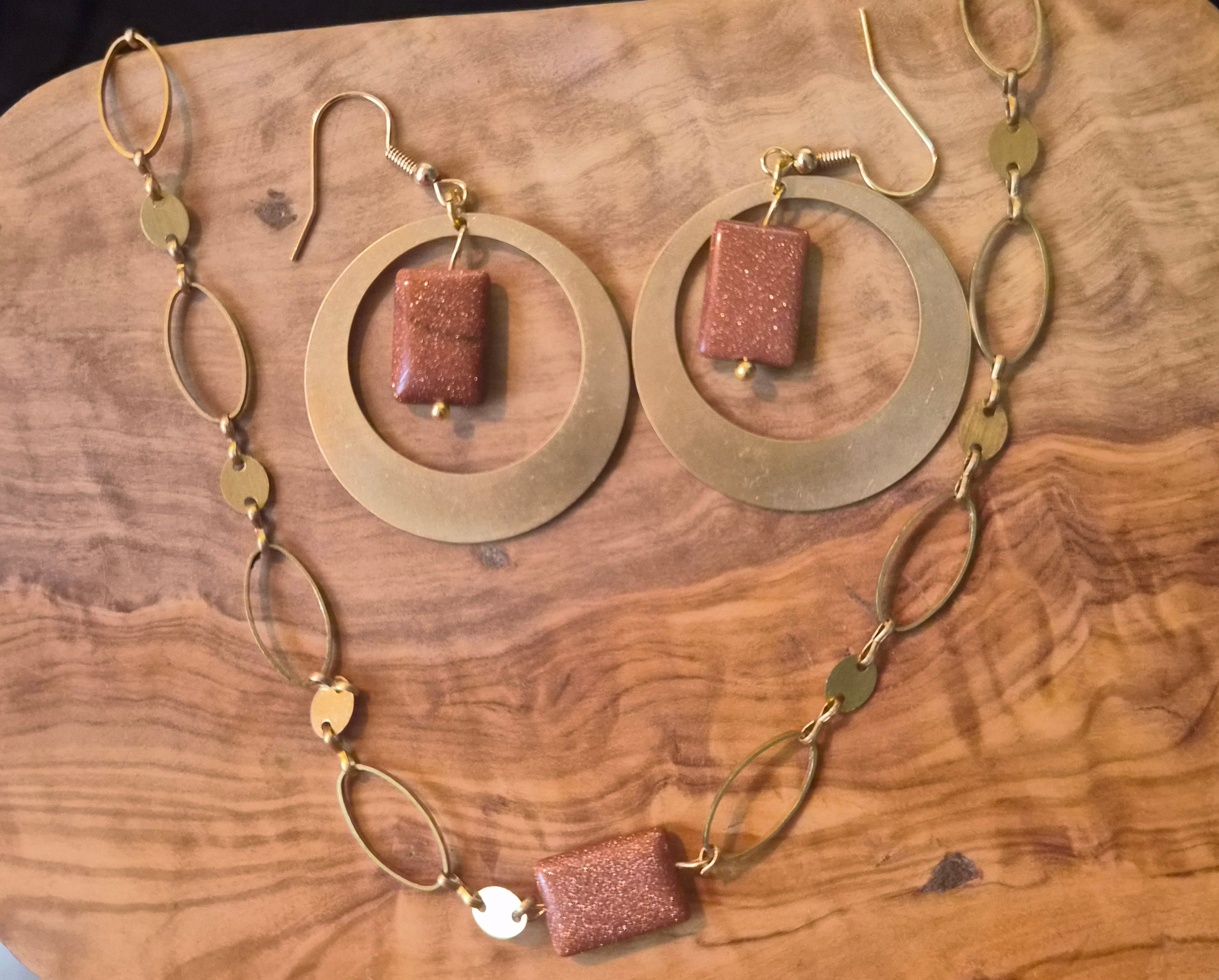 Goldstone set